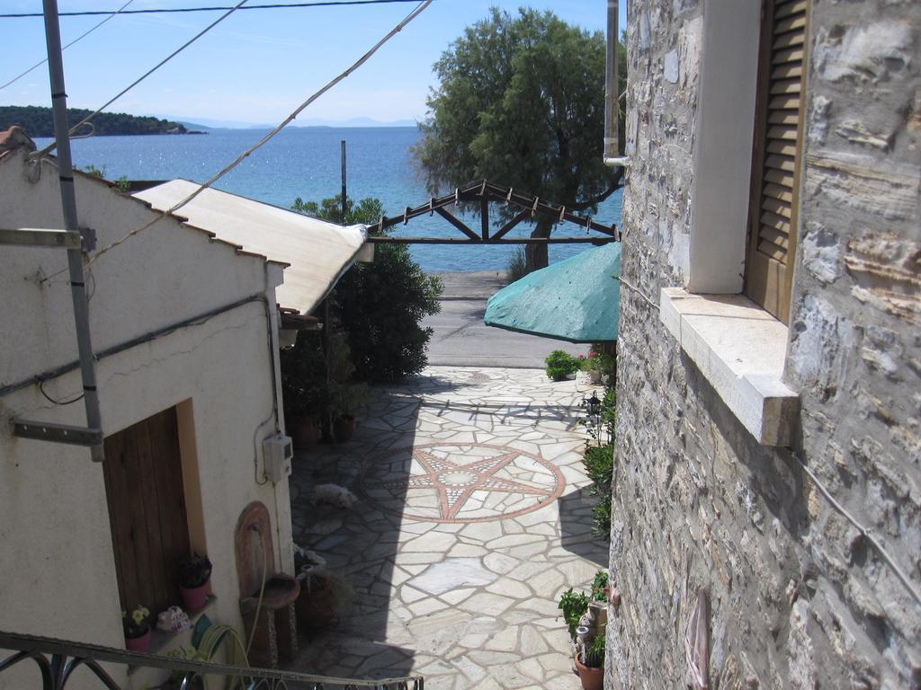 Gorgona Apartment Milina Luaran gambar